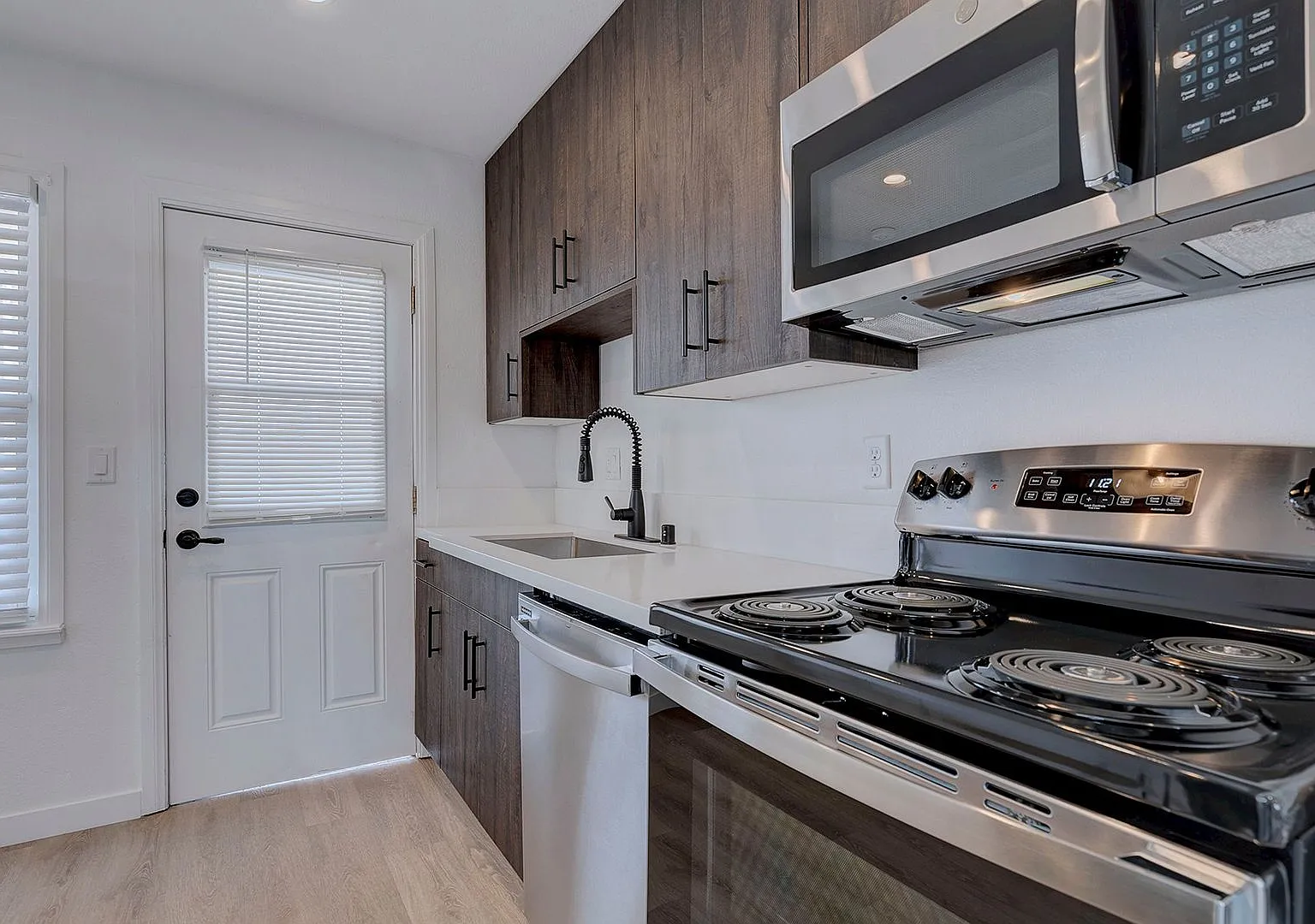 619 A Avenue — Photo 2