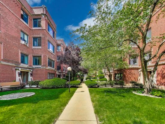 906 W Sunnyside Ave APT 2A, Chicago, IL 60640