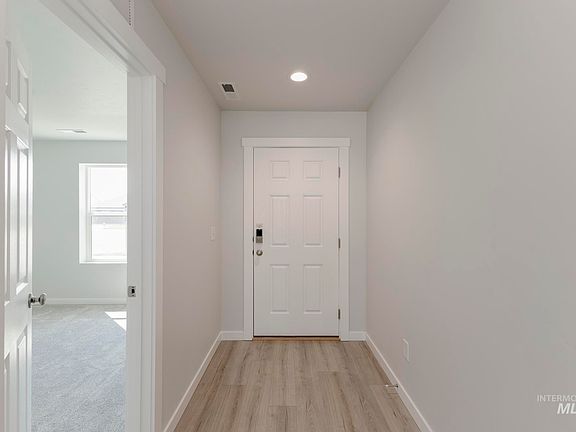 3rd image of 9162 W White Jasmine Ct