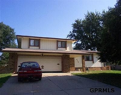 1st image of 610 Westridge Dr