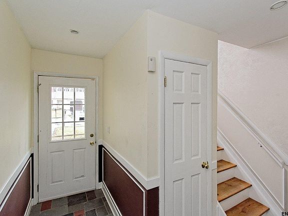 2nd image of 47 Meadowlark Dr