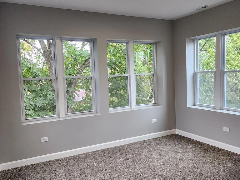 3648 Washington St #4 — Photo 2