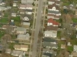 366 Hogadone Ave SW, Grand Rapids, MI 49504