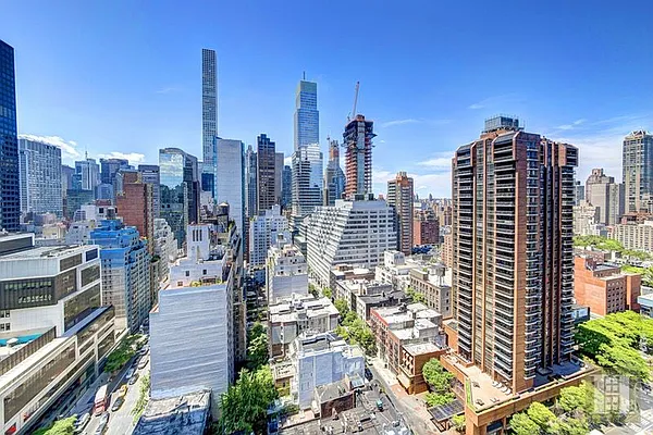 Sold by Halstead Real Estate | media 3