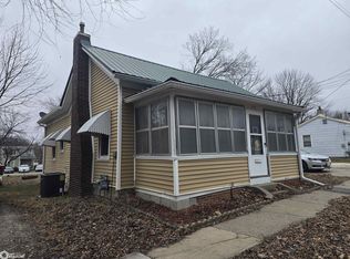 307 E Hempstead Ave, Fairfield, IA 52556