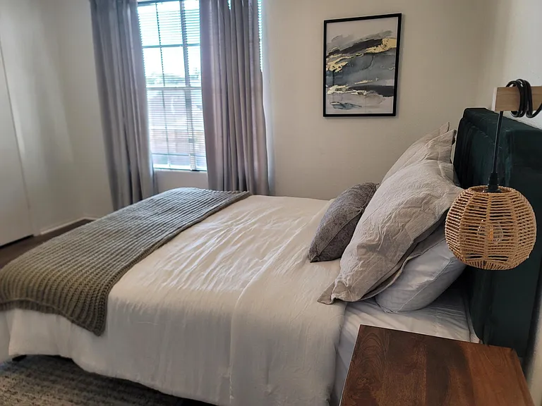 1005 Park Meadow Dr — Photo 17