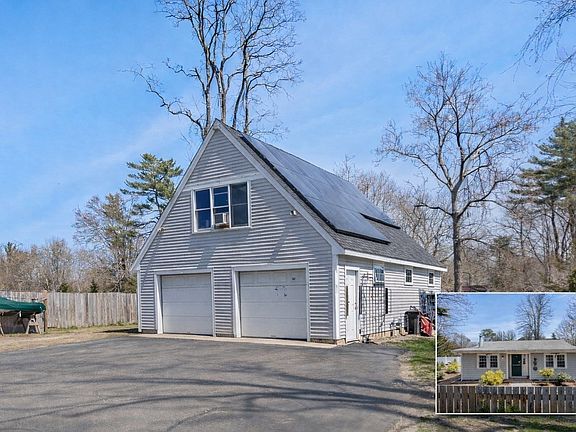 2nd image of 468 Mill St