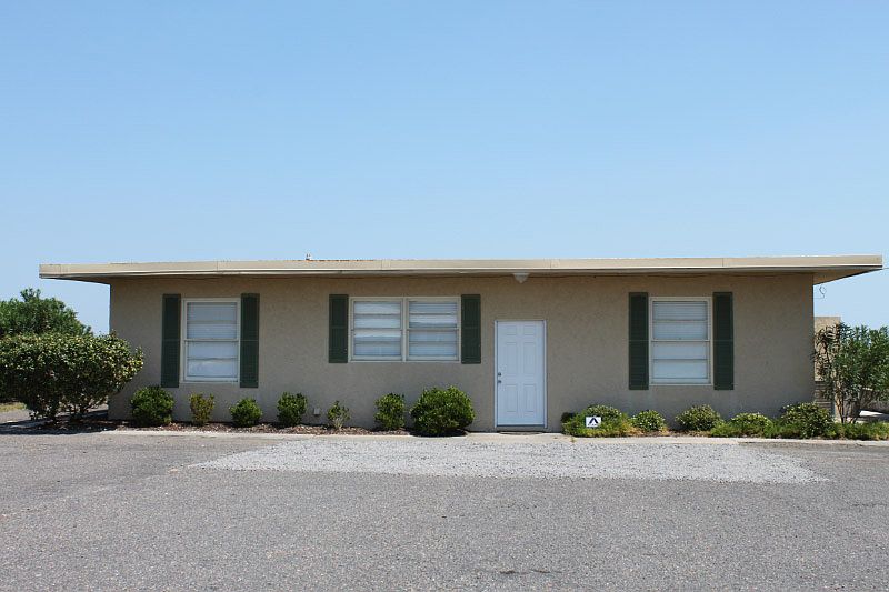 1st image of 2134 S Fletcher Ave