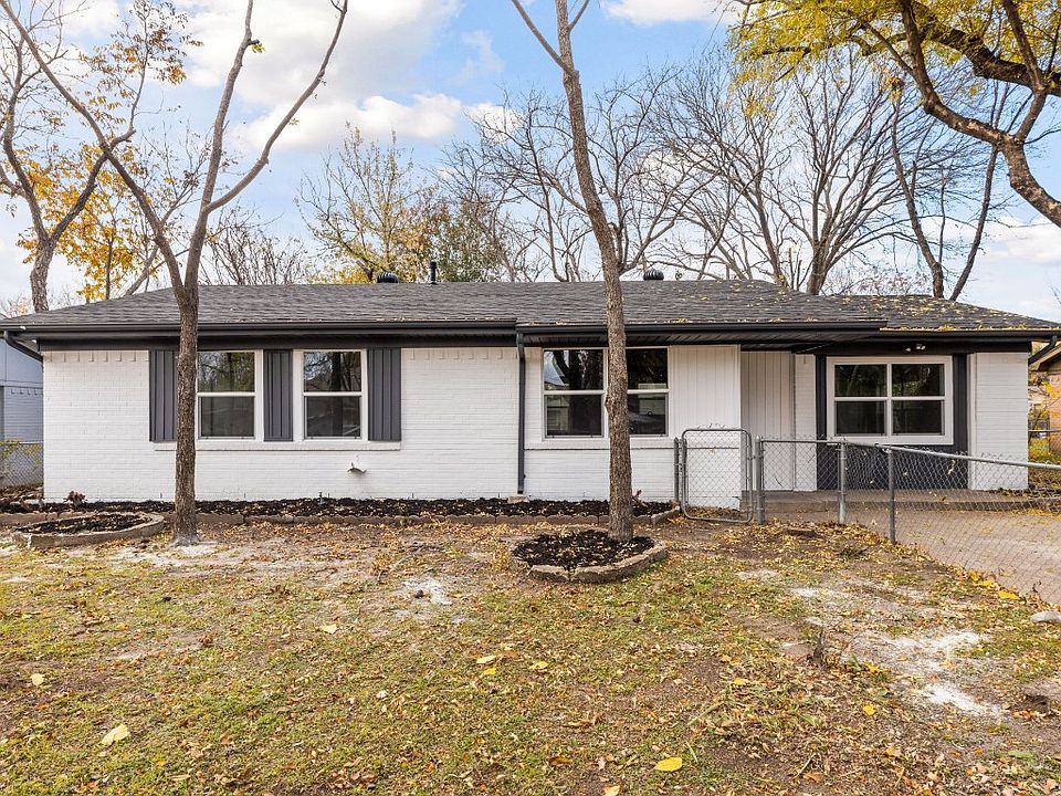 1st image of 1329 E Park Dr