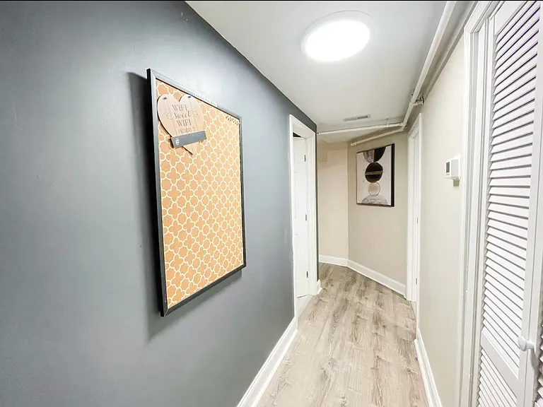 516 N Broadway #301 — Photo 20