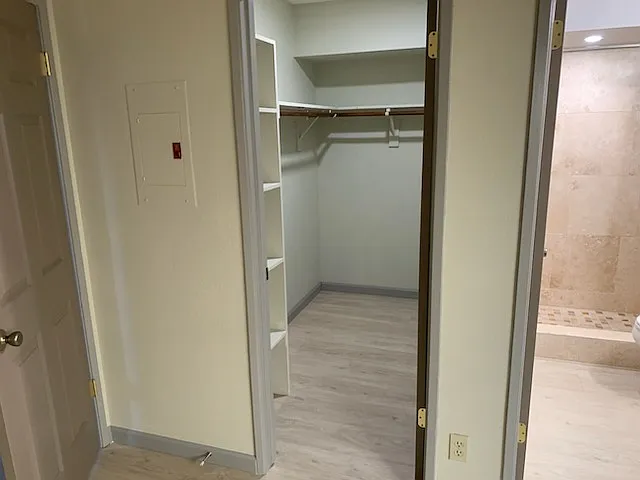 1412 E South St #3 — Photo 6