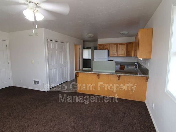 4th image of 2541 Pumice Dr APT 4