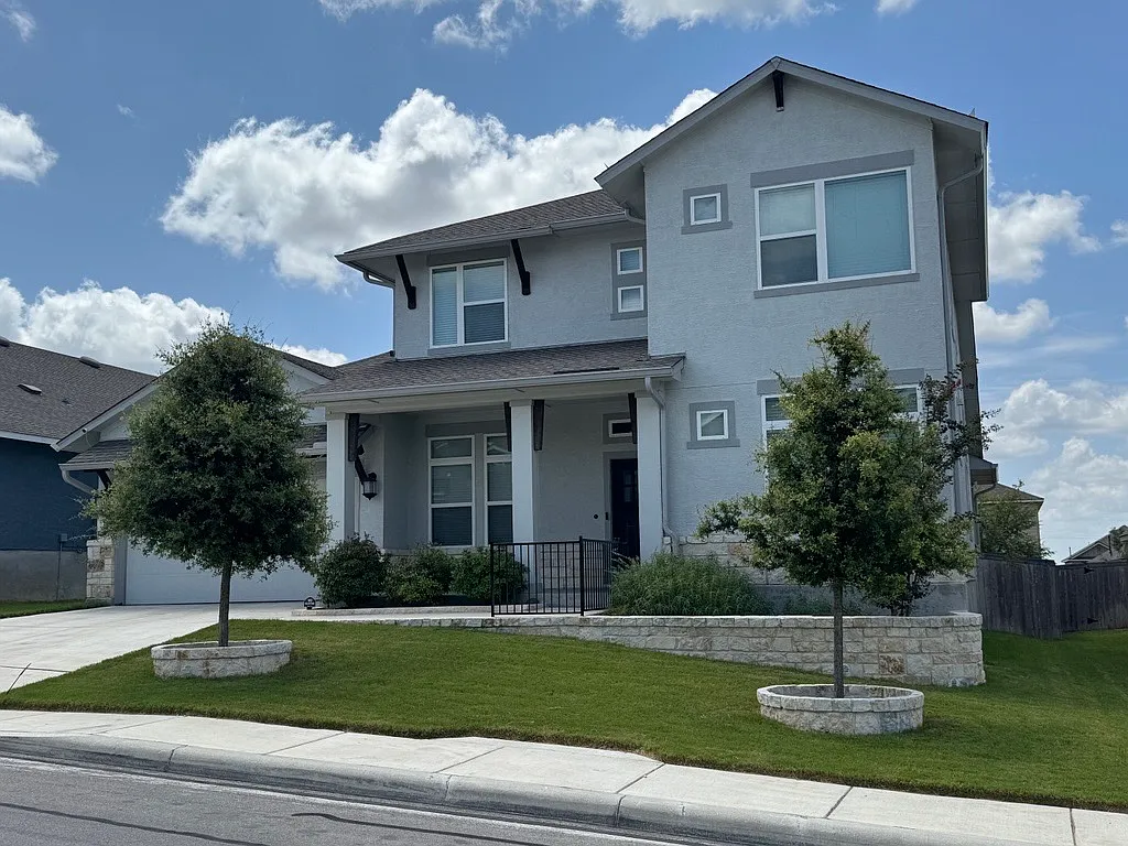 4 bed, 3368 sqft, $3,300 — Photo 1
