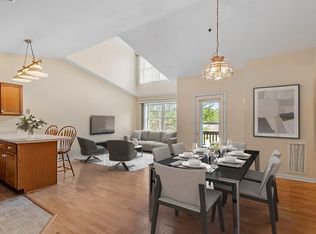 117 Eagle Dr, Tewksbury, MA 01876