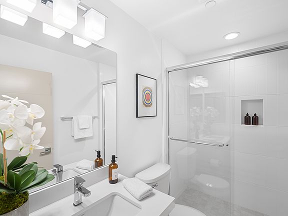 5th image of 2111 N Cahuenga Blvd #A-1