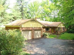 595 Old Toll Rd, Asheville, NC 28804