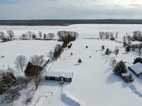 5th image of 142 Lost Village Rd