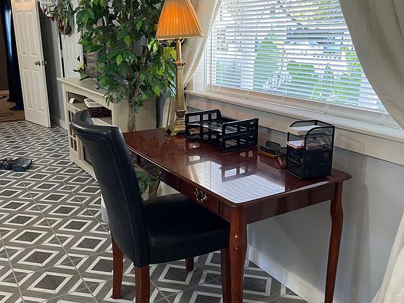 Workstation