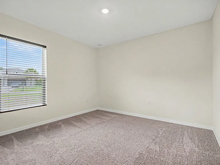 436 Wimpole Ln SW — Photo 12