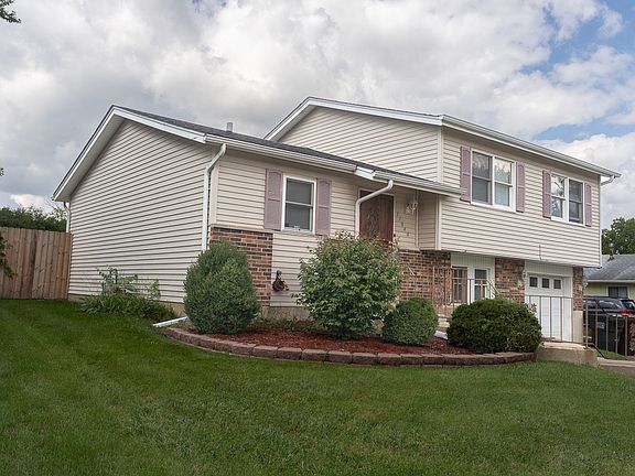 4th image of 17840 Yale Ln