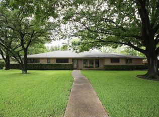 5618 Lindenshire Ln, Dallas, TX 75230