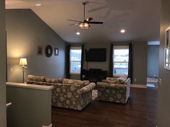 3rd image of 6522 Bradenwood Dr