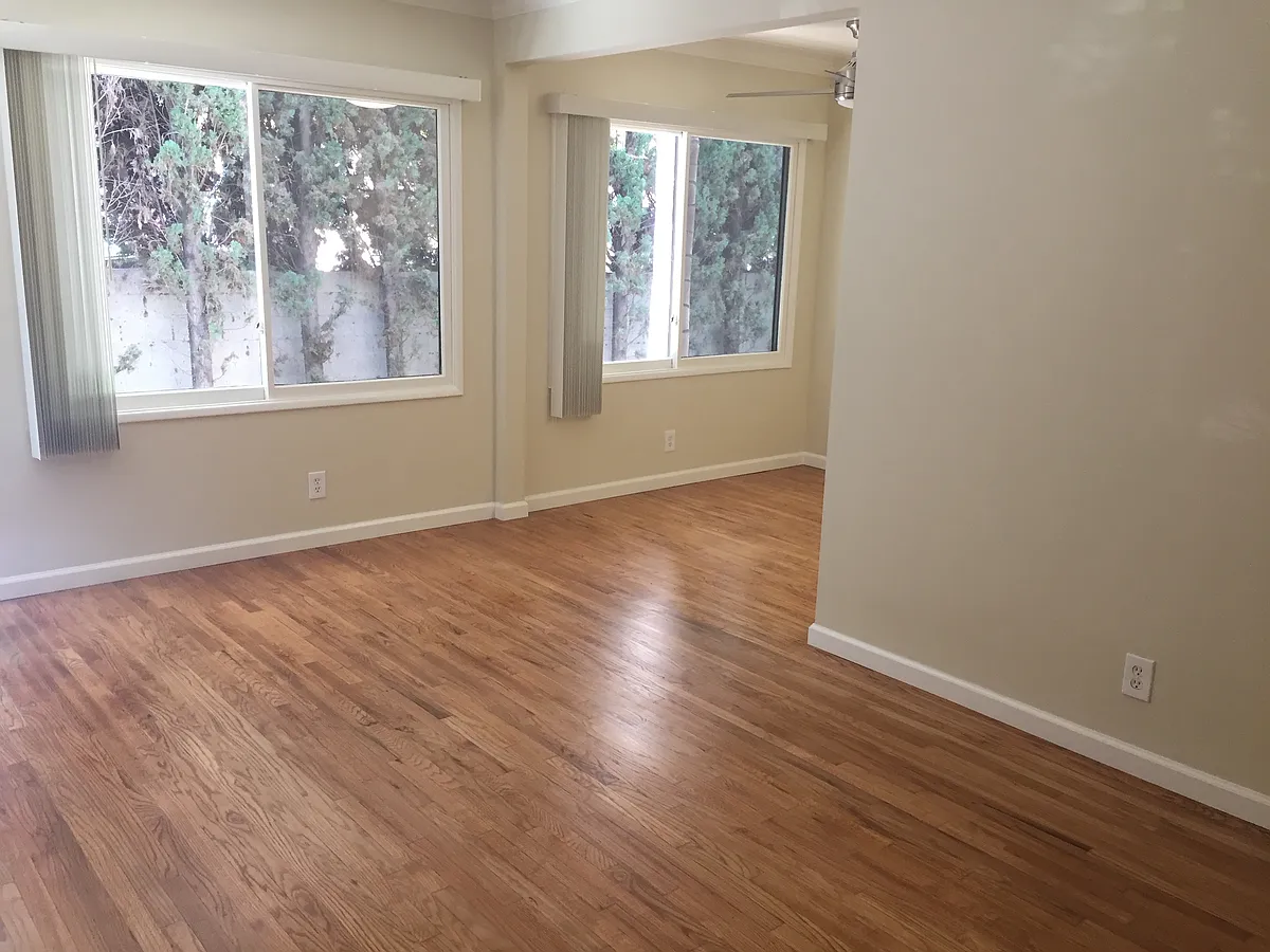 Building Photo - 4321 Berryman Ave #5
