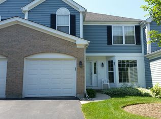 843 E Princeton Cir, Island Lake, IL 60042