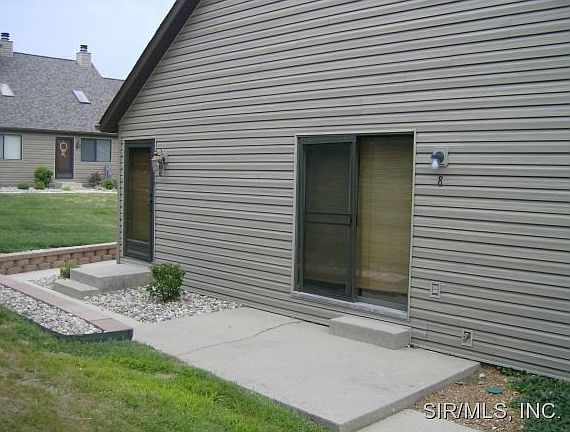2nd image of 409 Ponderosa Ave #8-O