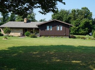 7082 National Pike, Smock, PA 15480