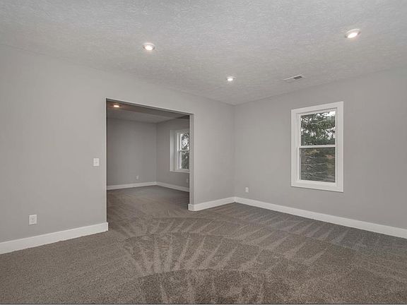 2nd image of 16080 Broadway Ave