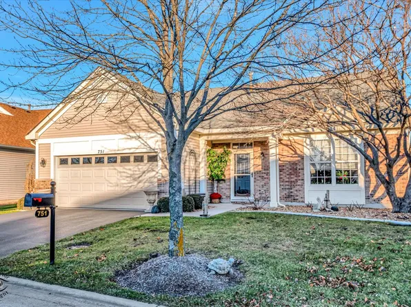 751 S Baldwin Ln, Romeoville, IL 60446