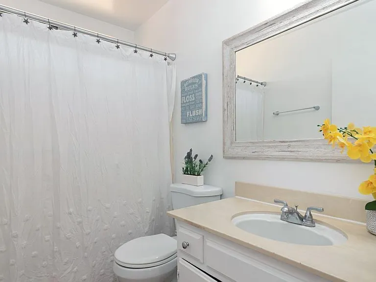 710 Hillward St #2 — Photo 9