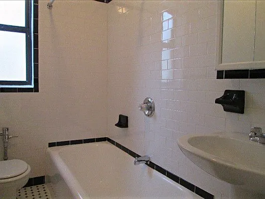 Rented by Keller Williams NYC | media 13