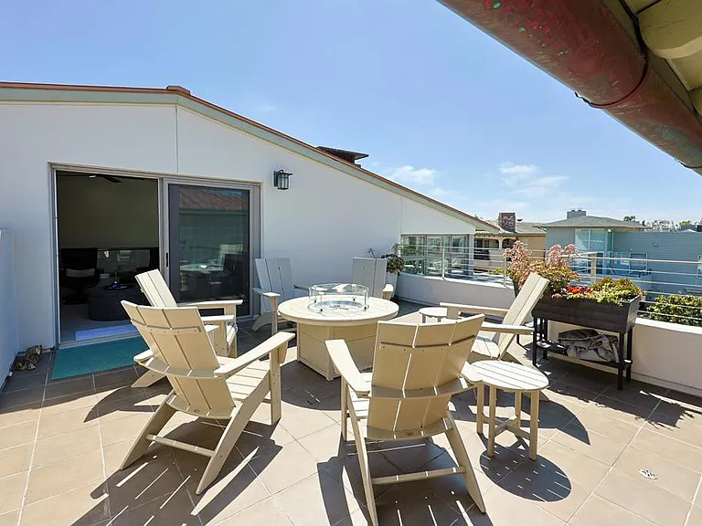 1220 1st St #303 — Photo 65