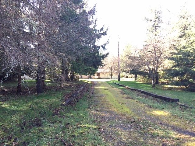 1st image of 28716 Forest Dr E