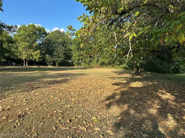 520 Carter Ave, Mulberry, AR 72947