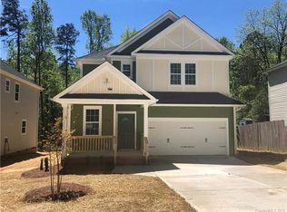 715 Dawn Cir, Charlotte, NC 28213