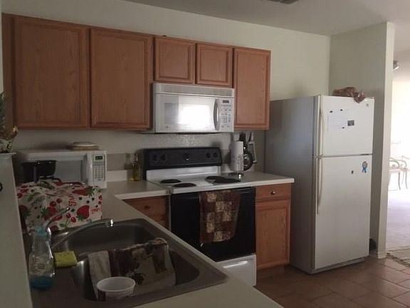 4th image of 4909 Parkrise Dr