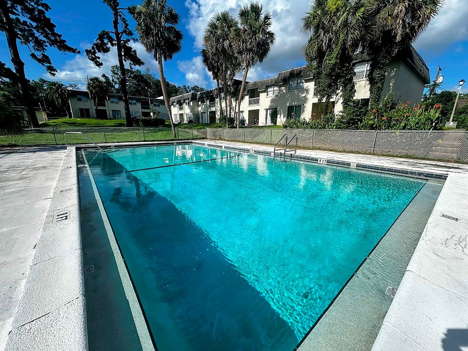 1st image of 2325 W Pensacola St APT 113
