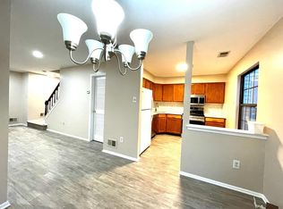 10 Chadwick Ct, Robbinsville, NJ 08691