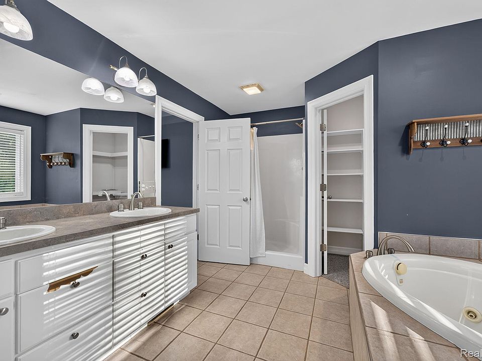 10070 N Fenton Rd, photo 22