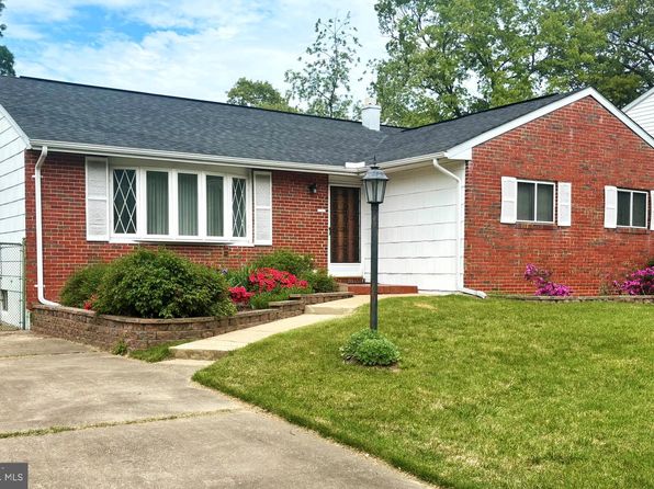 7942 Roxbury Dr, Glen Burnie, MD 21061
