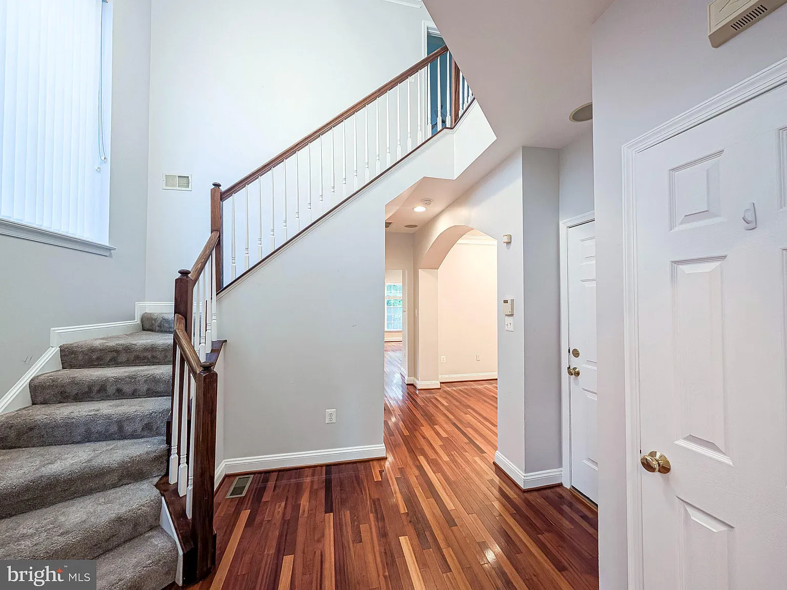 3 bed, 3.5 bath, 2719 sqft, $2,600 — Photo 3