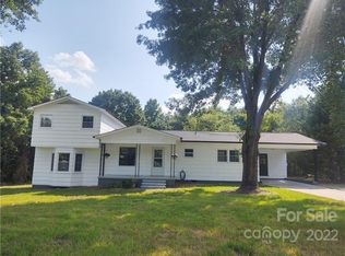 618 Morrow Motor Rd, Forest City, NC 28043