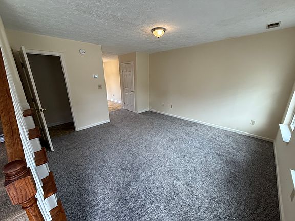 2nd image of 621 Sherard Cir