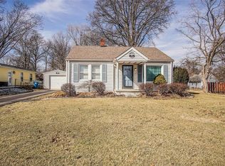 211 Circle Dr, Edwardsville, IL 62025