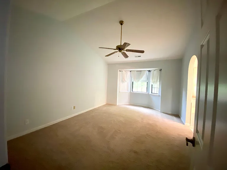 6842 Cherry Blossom East Dr — Photo 4