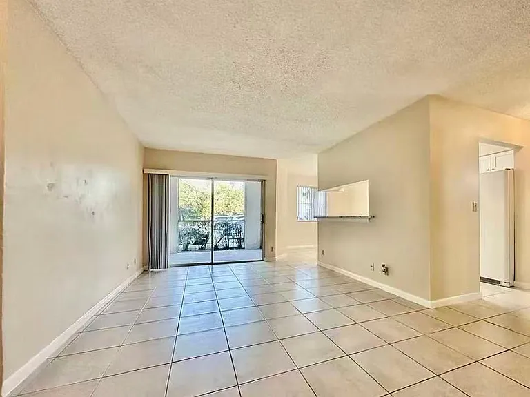 9833 Westview Dr #818 — Photo 10