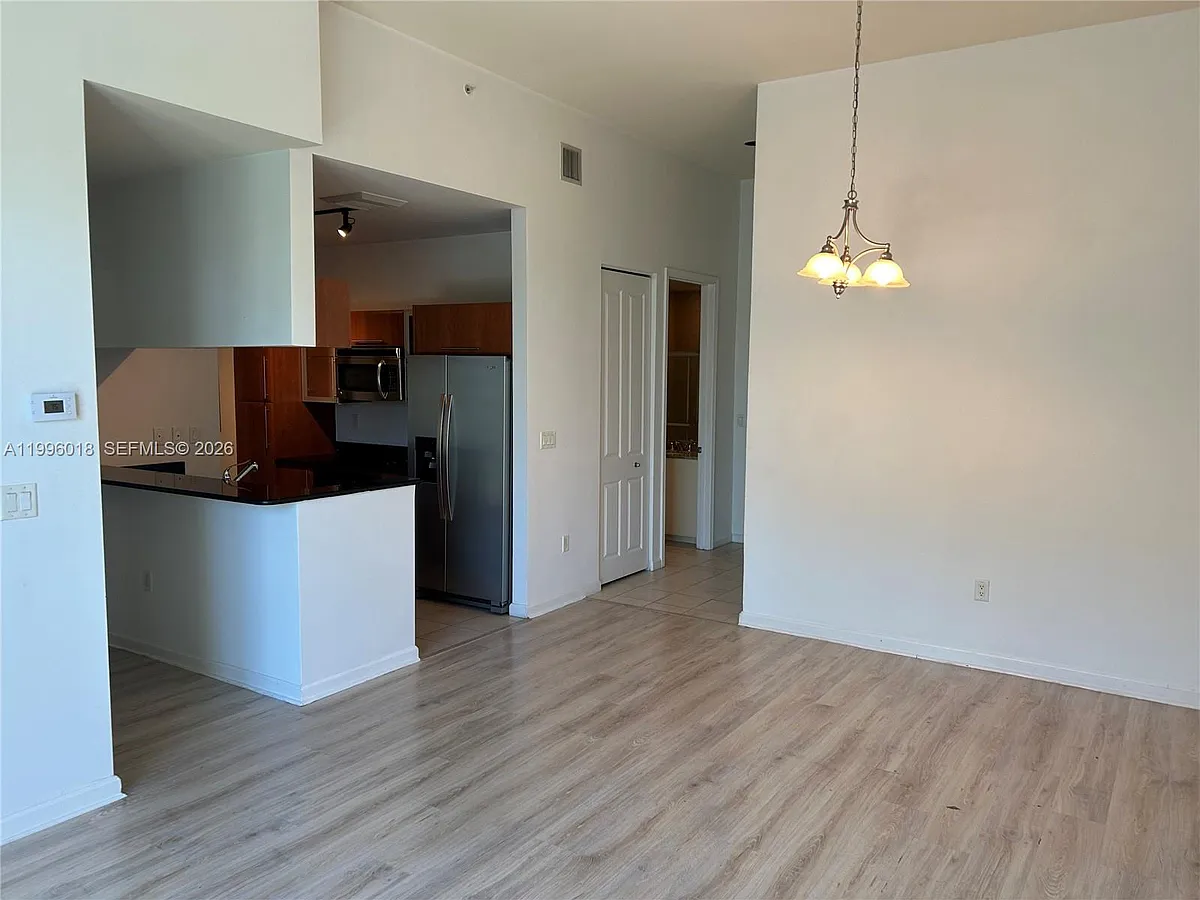 Building Photo - 600 W Las Olas Blvd #101S